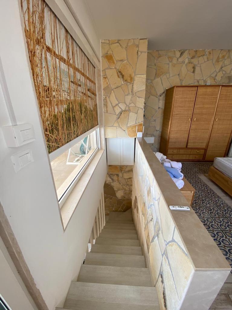 Casa Vacanze Illiria A Roca Vecchia Vicinissima Al Mare 外观 照片
